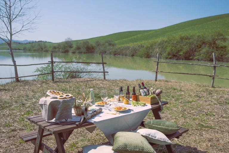 Family Picnics in Tuscany