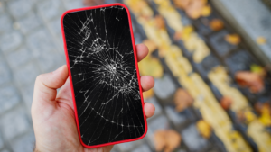 Can You Sell an Old iPhone With a Cracked Screen?